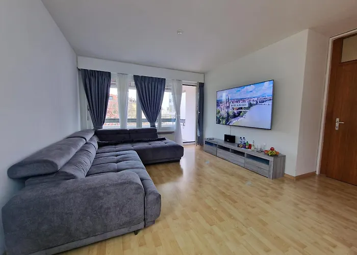 City Vibes Basel-Tolle Moeblierte Wohnung