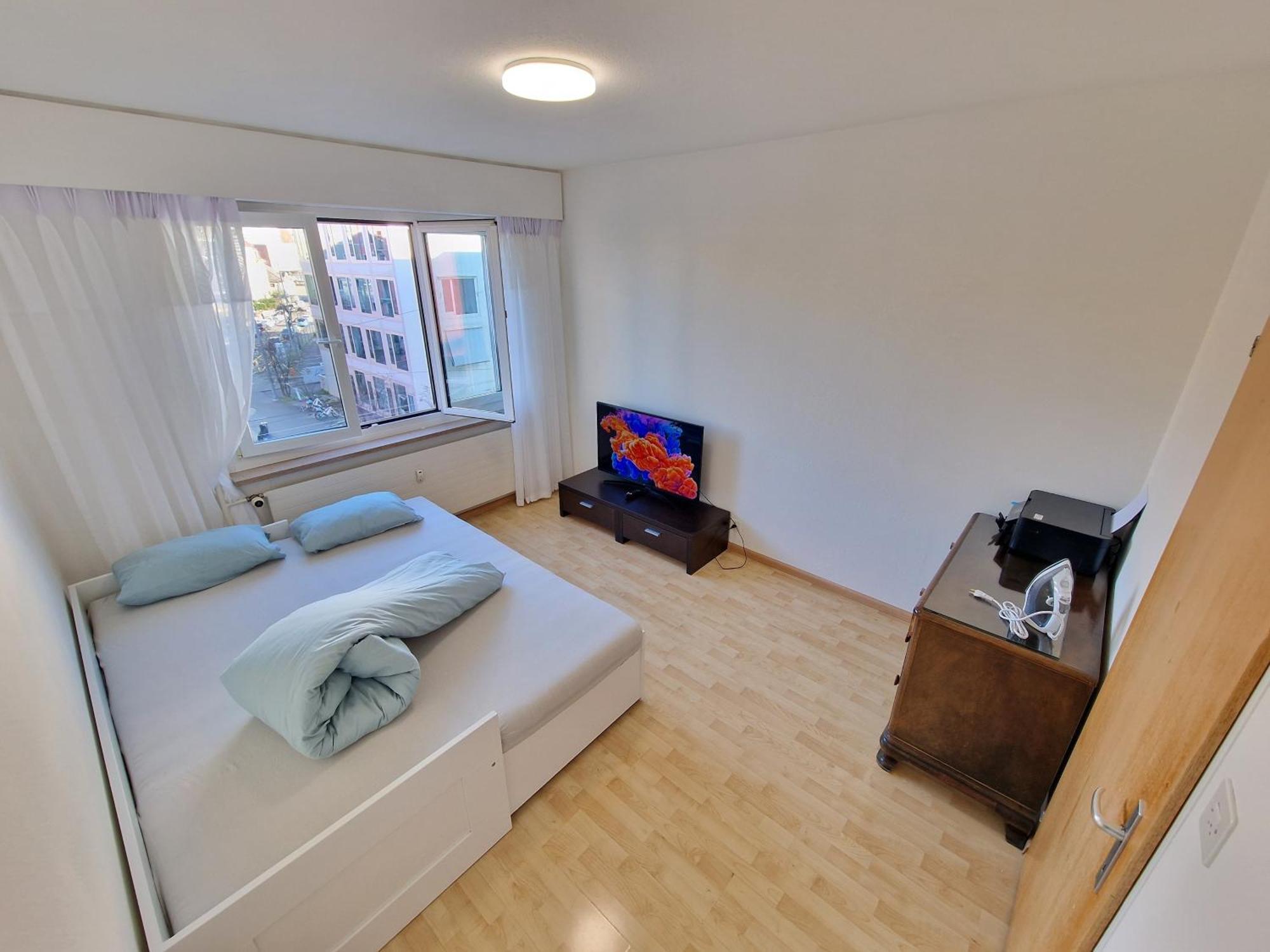 Appartement Vibes Basel-tolle Moeblierte